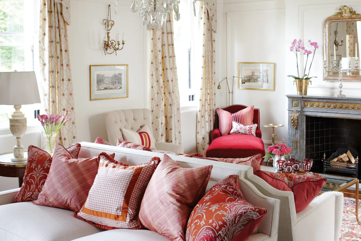 What is English Eclectic Style, and How Can You Bring it Into Your Home?